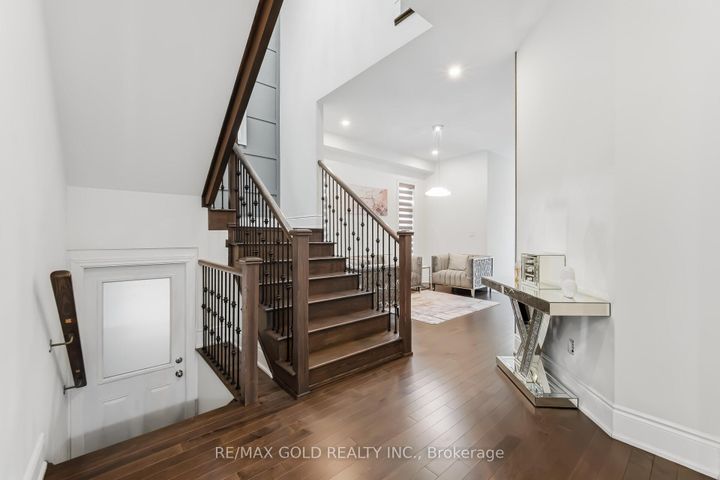 Photo 19 at 37 Midmorning Road, Northwest Brampton, Brampton