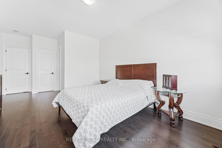 Photo 31 at 37 Midmorning Road, Northwest Brampton, Brampton