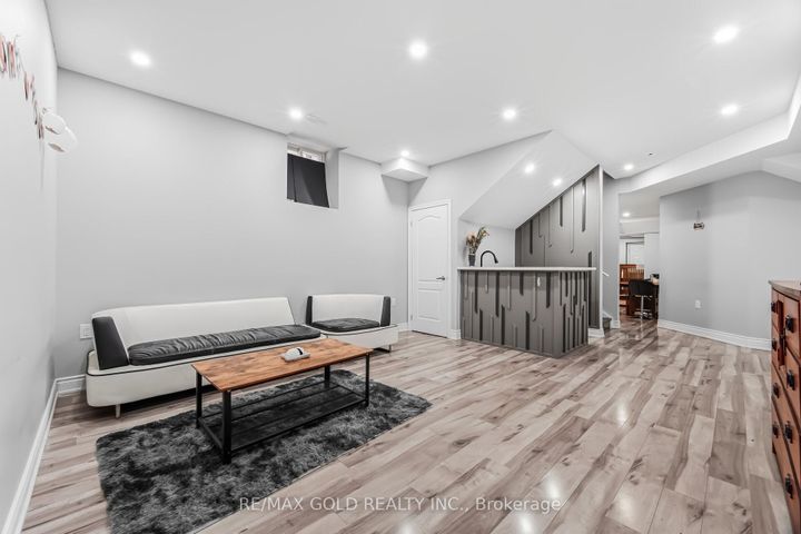 Photo 38 at 37 Midmorning Road, Northwest Brampton, Brampton