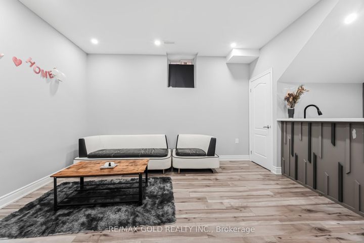 Photo 39 at 37 Midmorning Road, Northwest Brampton, Brampton