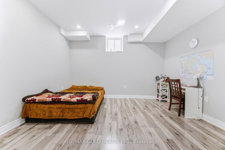 Photo 41 at 37 Midmorning Road, Northwest Brampton, Brampton