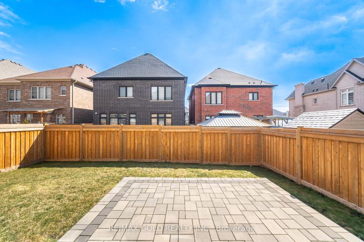 Photo 46 at 37 Midmorning Road, Northwest Brampton, Brampton