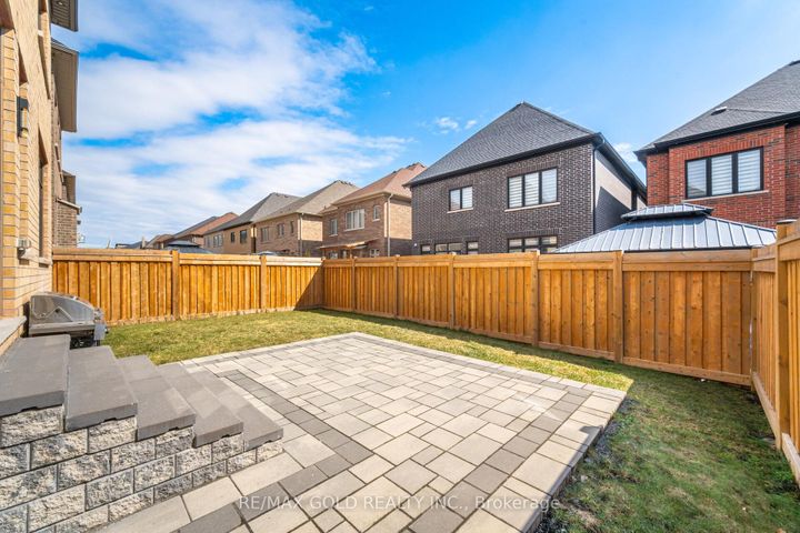 Photo 48 at 37 Midmorning Road, Northwest Brampton, Brampton