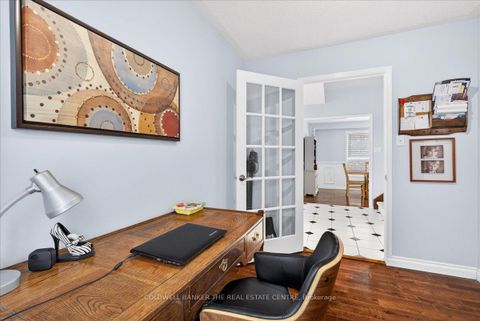 Photo 7 at 405 Silken Laumann Drive, Wyndham, Newmarket