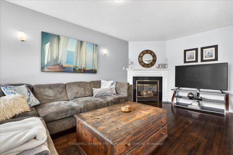 Photo 8 at 405 Silken Laumann Drive, Wyndham, Newmarket