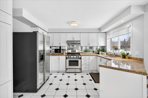 Photo 13 at 405 Silken Laumann Drive, Wyndham, Newmarket