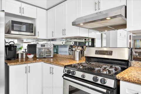 Photo 14 at 405 Silken Laumann Drive, Wyndham, Newmarket