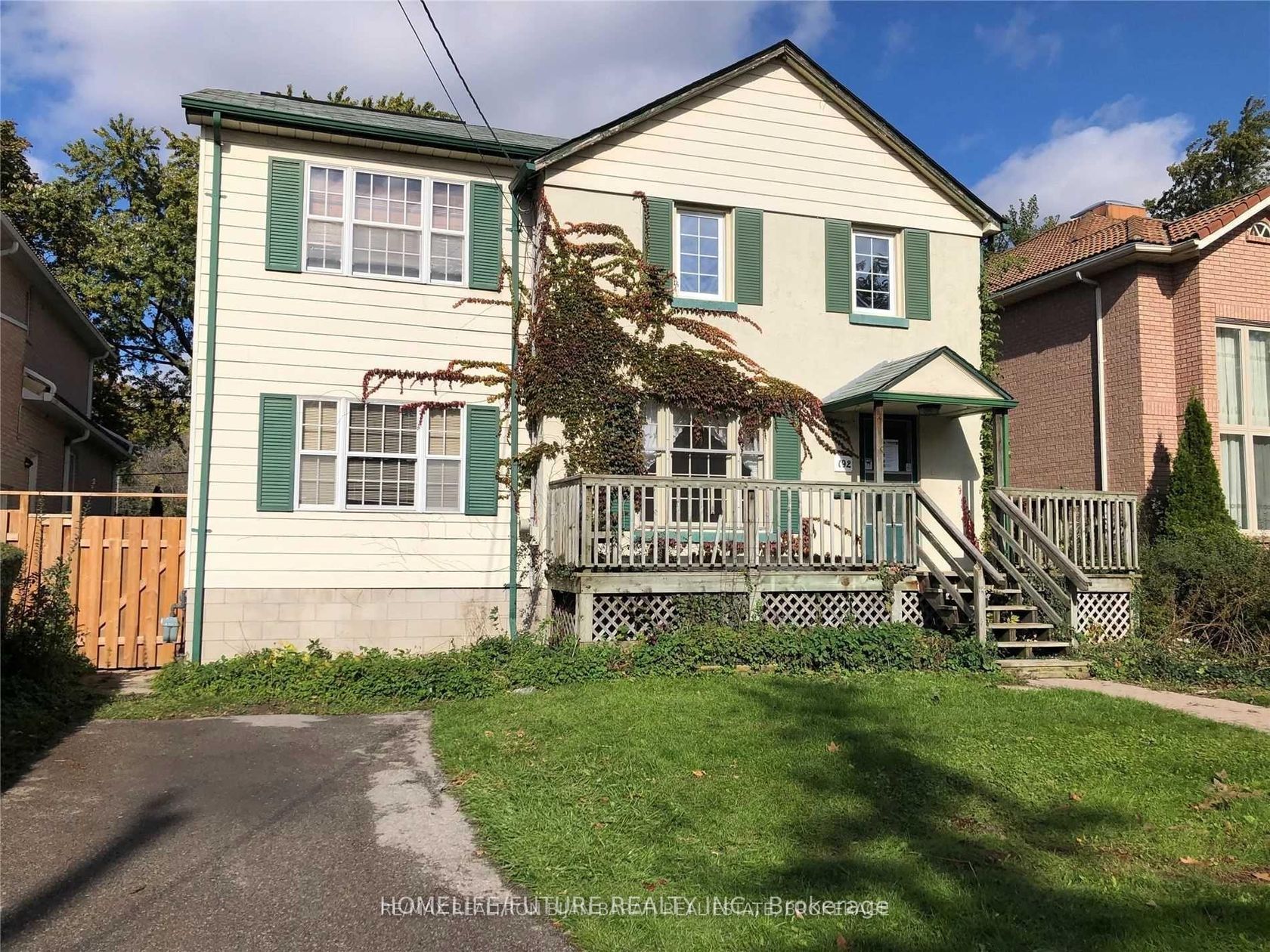 192 Parkview Avenue, Willowdale East, Toronto 