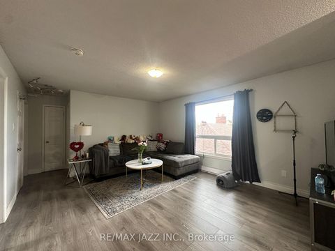Photo 8 at 380 Phillip Murray Avenue, Lakeview, Oshawa