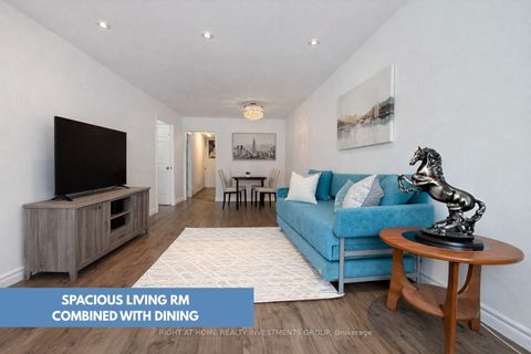 Photo 3 at 115 Elise Terrace, Newtonbrook West, Toronto