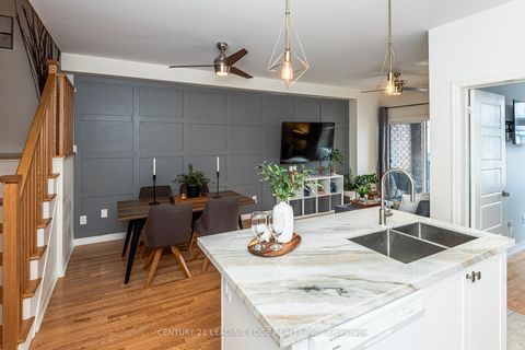 Photo 10 at 256 Vivant Street, Woodland Hill, Newmarket