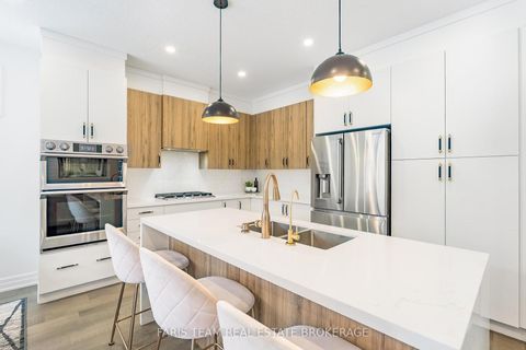 Photo 6 at 43 Auburn Court, Ardagh, Barrie