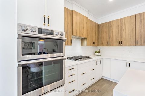 Photo 7 at 43 Auburn Court, Ardagh, Barrie