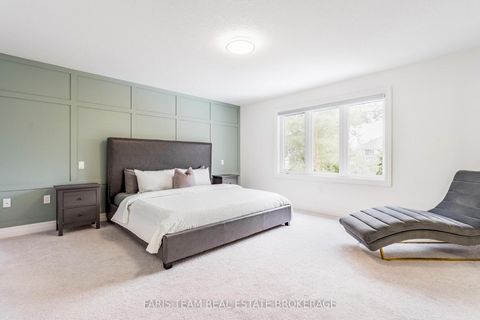 Photo 20 at 43 Auburn Court, Ardagh, Barrie