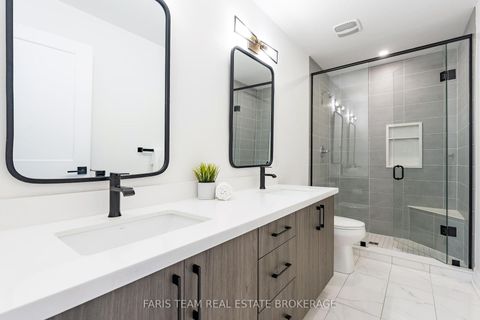 Photo 29 at 43 Auburn Court, Ardagh, Barrie