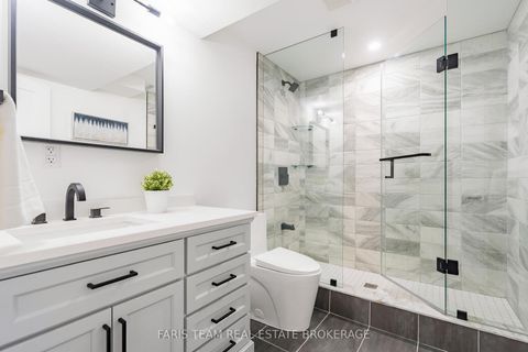 Photo 35 at 43 Auburn Court, Ardagh, Barrie