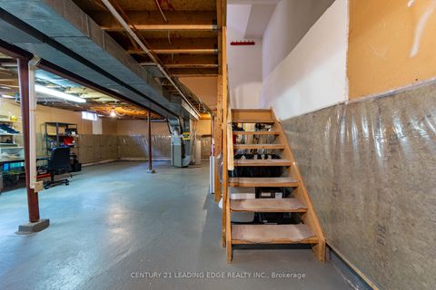 Photo 32 at 4 Treerun Avenue, Steeles, Toronto