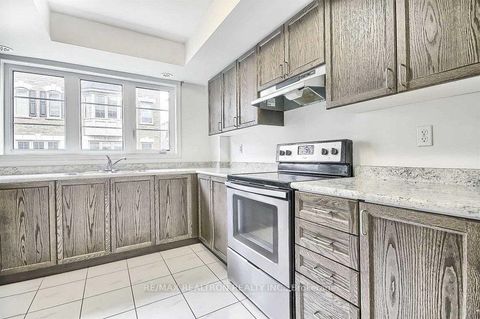 Photo 6 at 457 - 37 Filly Path N, Windfields, Oshawa