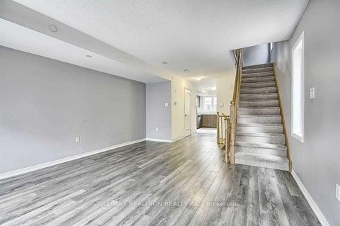 Photo 14 at 457 - 37 Filly Path N, Windfields, Oshawa