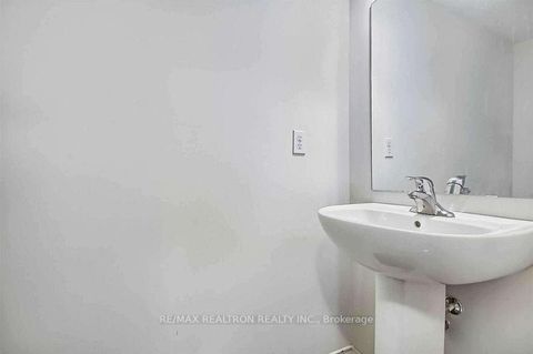 Photo 17 at 457 - 37 Filly Path N, Windfields, Oshawa