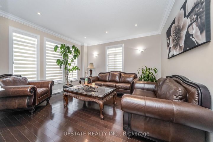 Photo 5 at 12 Haywood Drive, Credit Valley, Brampton