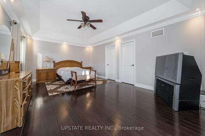 Photo 19 at 12 Haywood Drive, Credit Valley, Brampton