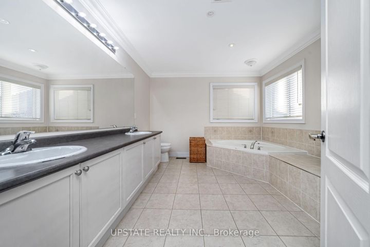 Photo 20 at 12 Haywood Drive, Credit Valley, Brampton