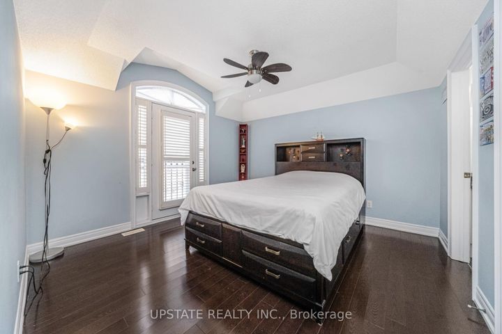 Photo 25 at 12 Haywood Drive, Credit Valley, Brampton