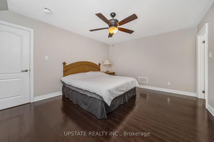 Photo 27 at 12 Haywood Drive, Credit Valley, Brampton