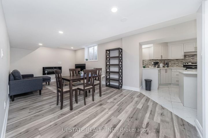 Photo 37 at 12 Haywood Drive, Credit Valley, Brampton