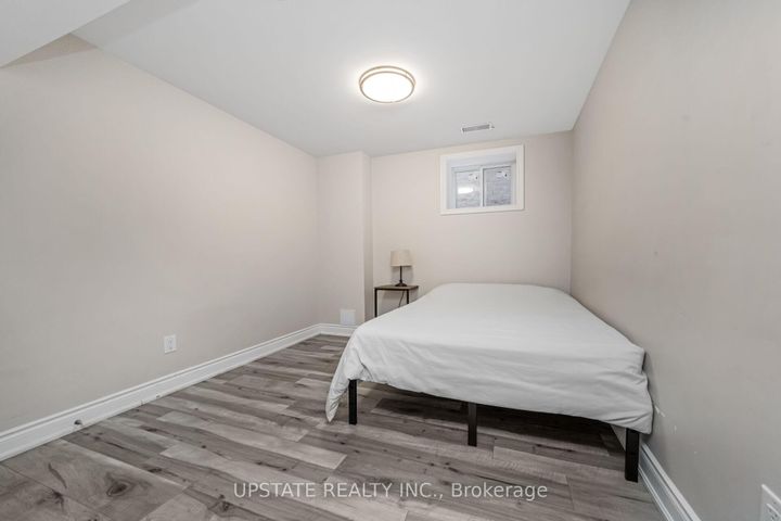 Photo 40 at 12 Haywood Drive, Credit Valley, Brampton