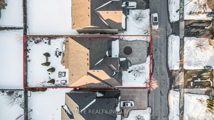 Photo 49 at 12 Haywood Drive, Credit Valley, Brampton