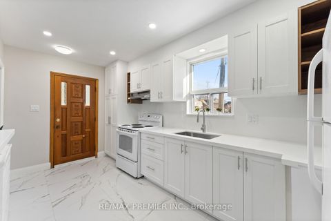 Photo 4 at 1013 Briar Hill Avenue, Belgravia, Toronto