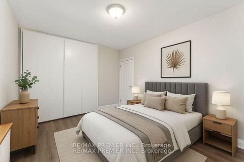 Photo 13 at 1013 Briar Hill Avenue, Belgravia, Toronto