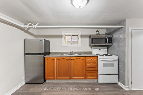 Photo 18 at 1013 Briar Hill Avenue, Belgravia, Toronto