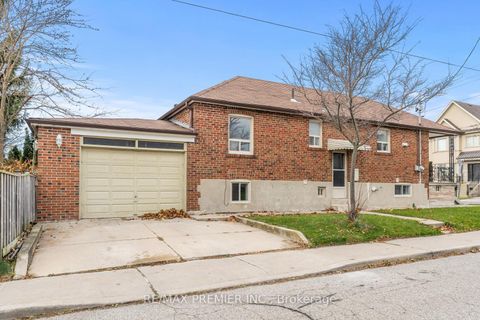 Photo 25 at 1013 Briar Hill Avenue, Belgravia, Toronto