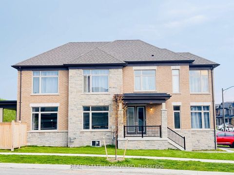 Photo 1 at 960 Lockie Drive, Kedron, Oshawa