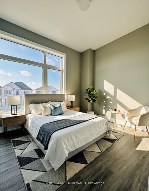 Photo 7 at 960 Lockie Drive, Kedron, Oshawa