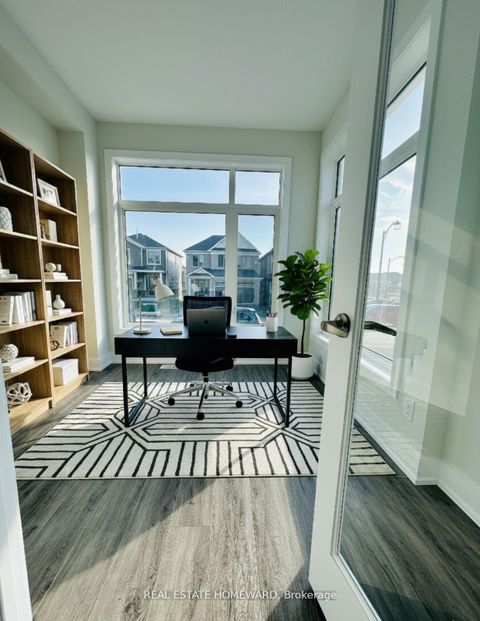 Photo 8 at 960 Lockie Drive, Kedron, Oshawa