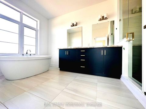 Photo 18 at 960 Lockie Drive, Kedron, Oshawa