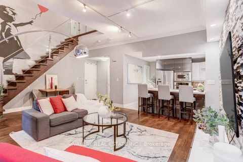 Photo 4 at PH1 - 168 Simcoe Street, Waterfront Communities C1, Toronto