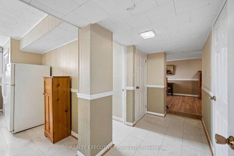 Photo 23 at 42 Bankfield Drive, Beaumonde Heights, Toronto