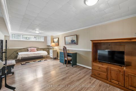 Photo 27 at 42 Bankfield Drive, Beaumonde Heights, Toronto