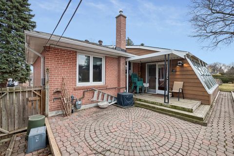 Photo 32 at 42 Bankfield Drive, Beaumonde Heights, Toronto