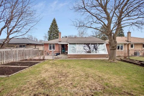 Photo 34 at 42 Bankfield Drive, Beaumonde Heights, Toronto