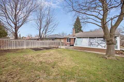 Photo 35 at 42 Bankfield Drive, Beaumonde Heights, Toronto