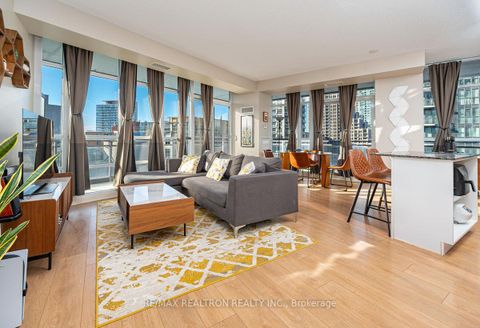 Photo 3 at 1008 - 15 Bruyeres Mews, Niagara, Toronto