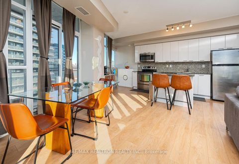 Photo 7 at 1008 - 15 Bruyeres Mews, Niagara, Toronto