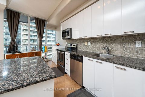 Photo 10 at 1008 - 15 Bruyeres Mews, Niagara, Toronto