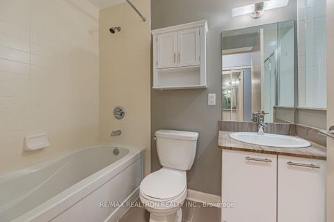 Photo 15 at 1008 - 15 Bruyeres Mews, Niagara, Toronto
